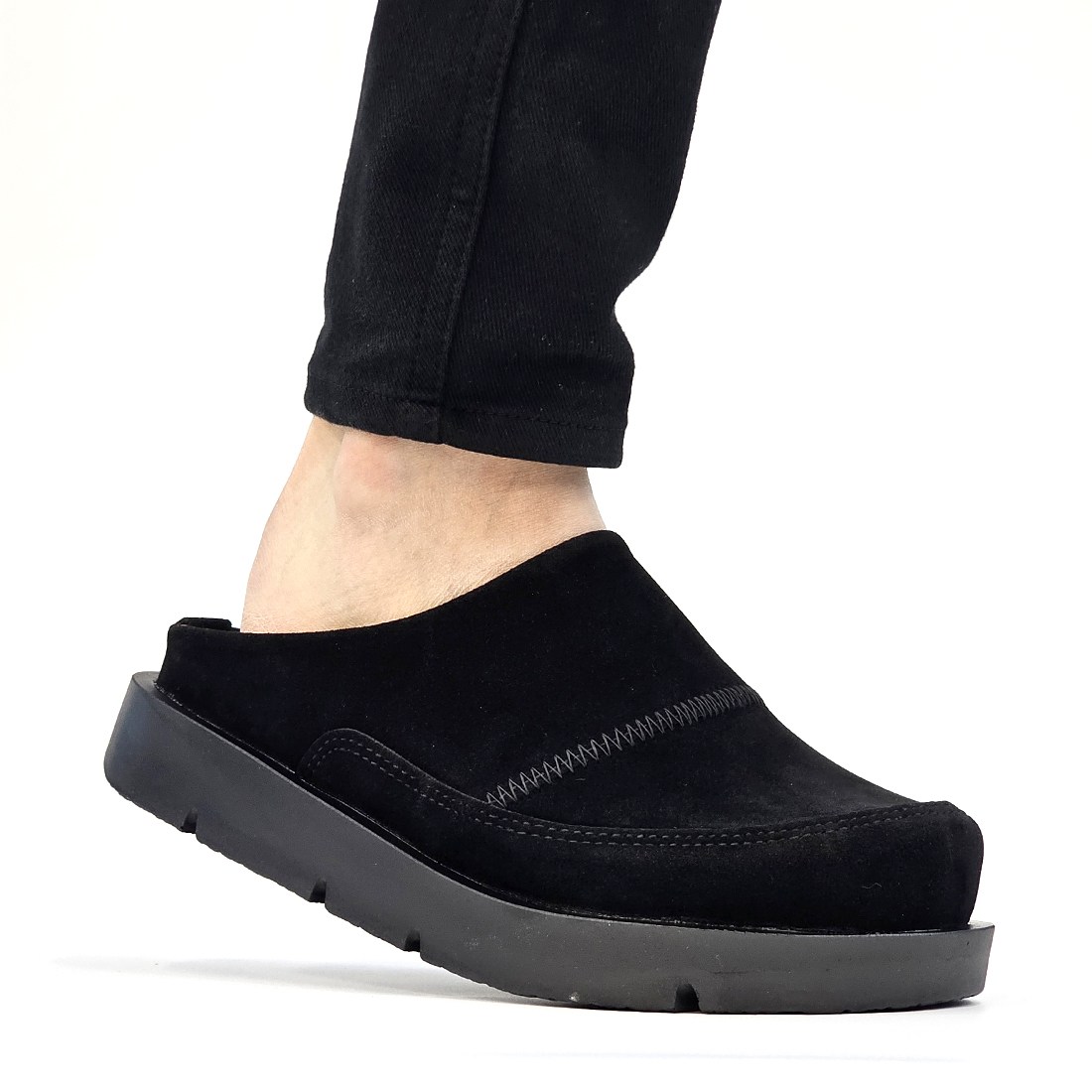 국산 캐주얼 통굽 누벅 슬리퍼 여성 남성 발편한 경량 쿠션 클로그 심플 무지 뮬 슬립온 데일리 신발 실내 사무실슬리퍼 34,900원