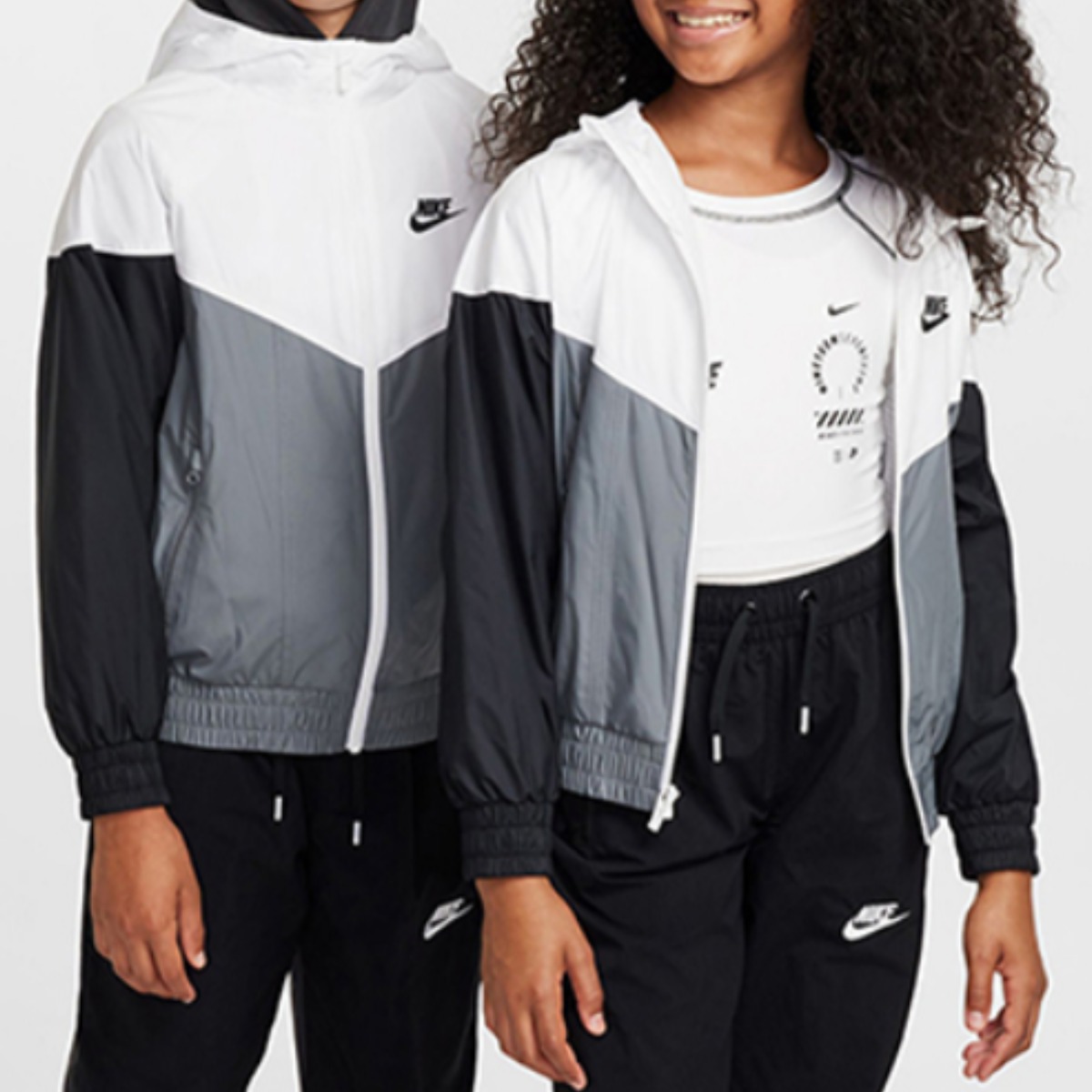 나이키 주니어 여성 바람막이 NSW 윈드러너 후드 재킷 61,890원