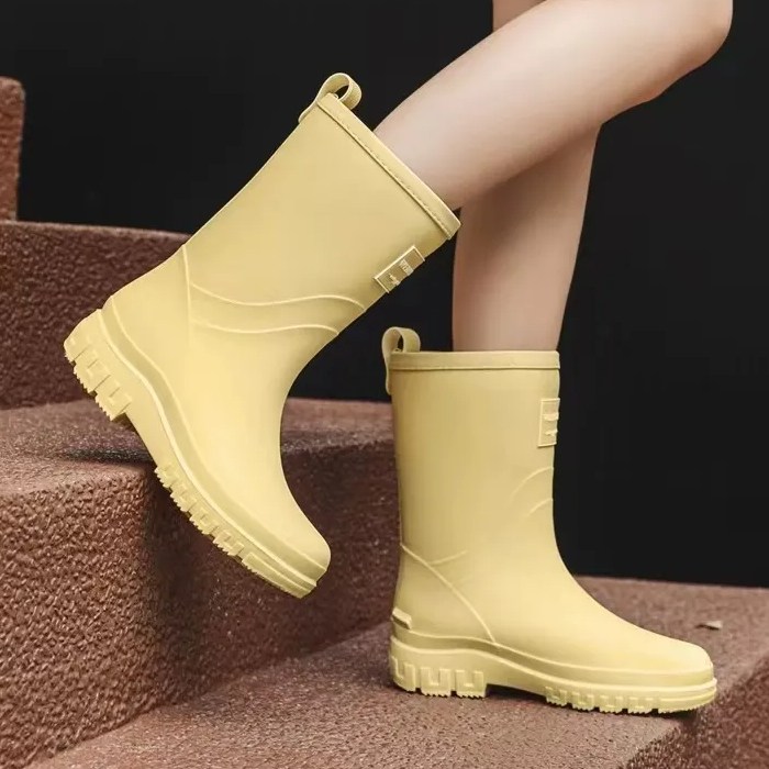 Modern Fashion 심플 여성 미들 장화 미끄럼방지 레인부츠 21,090원