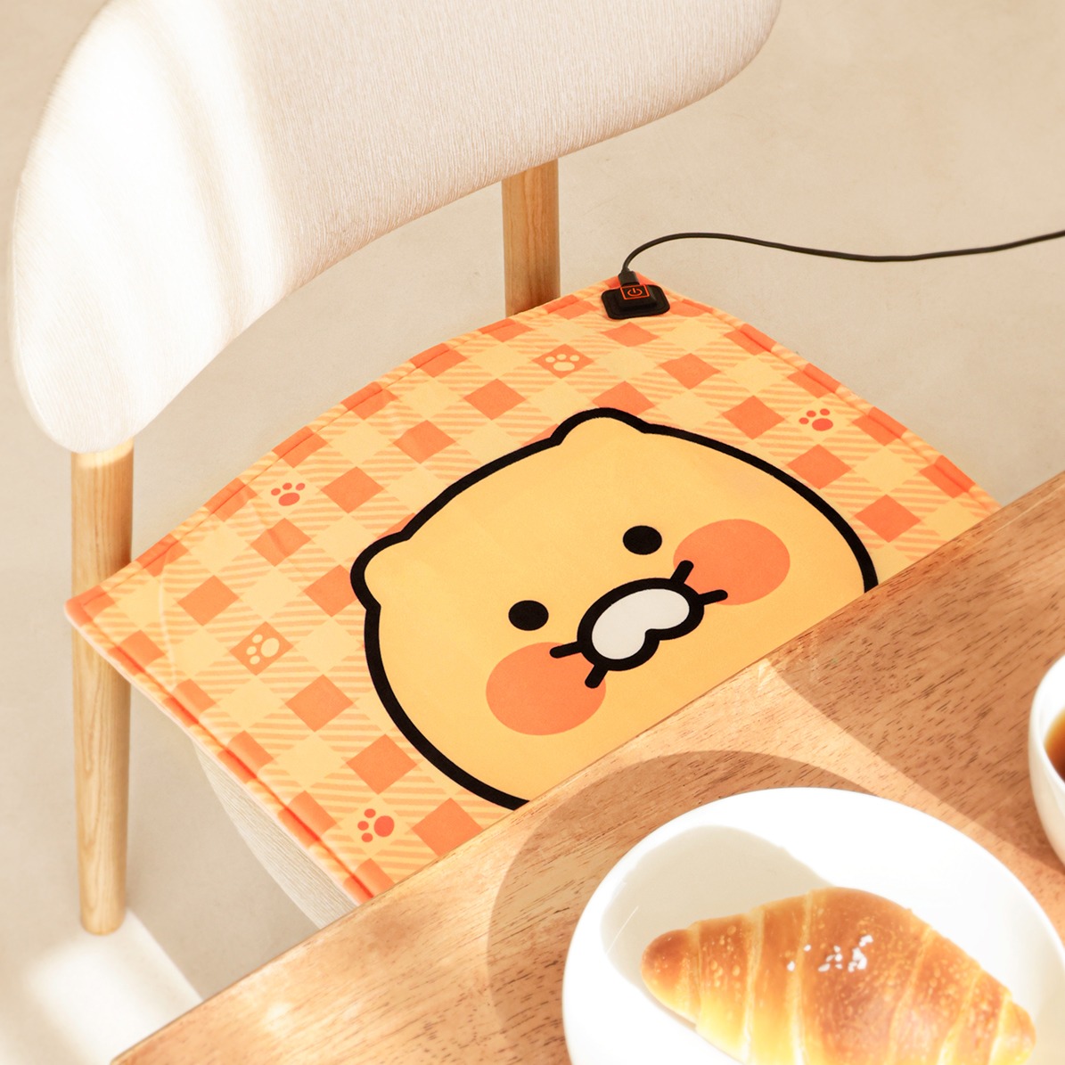 카카오프렌즈 춘식이 온열 방석 CS-HM001, 45 x 45 cm, 핑크 22,400원