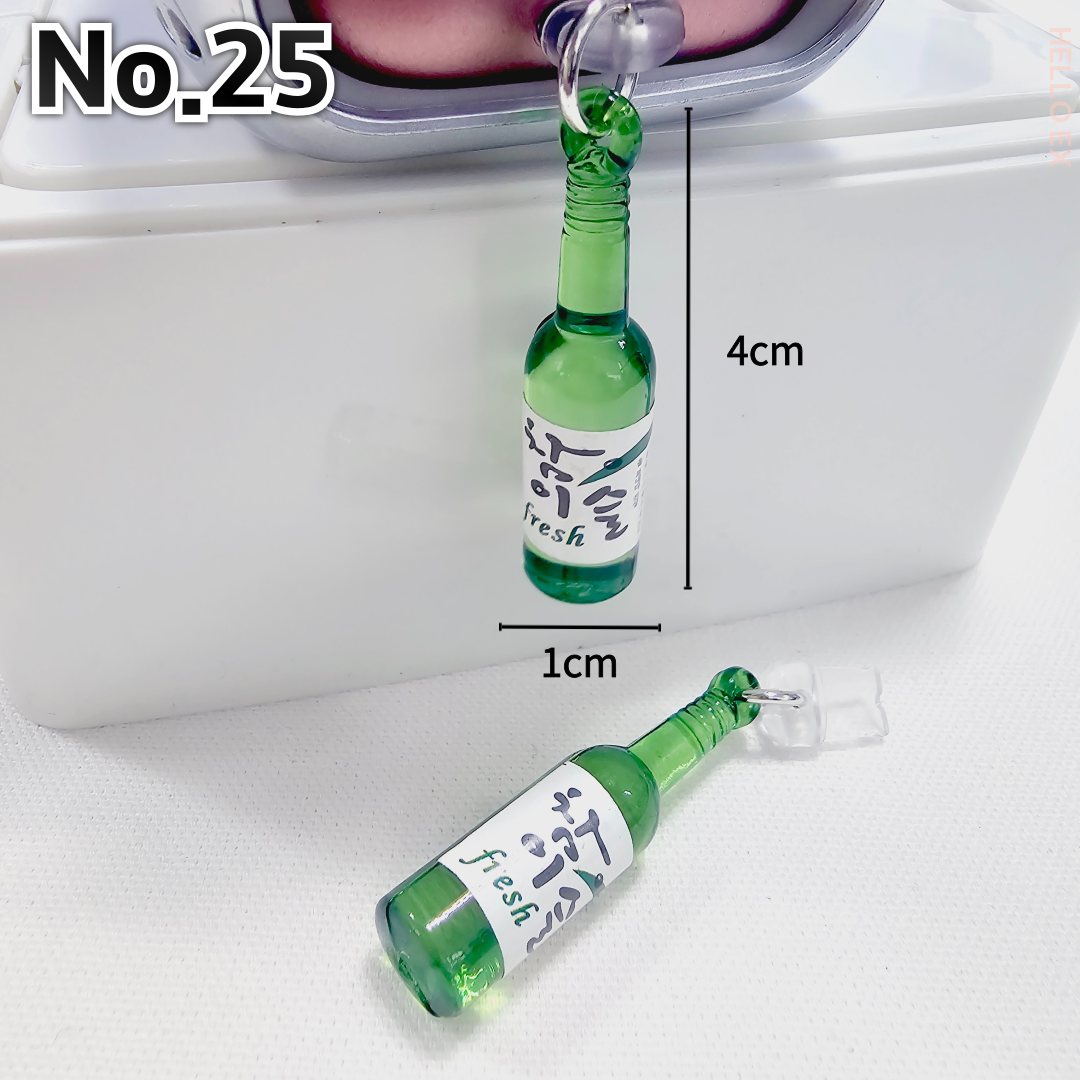 헬로엑스 스마트폰 충전단자 갤럭시C형/아이폰용 보호캡 먼지 차단 방수 휴대폰 악세사리/실사미니어처, 1개, 25번 3,500원