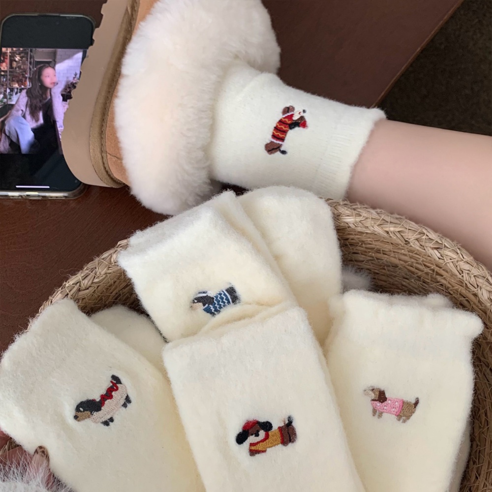 Banjiwu 여성 양말 자수 강아지 겨울 수면 양말 수면 양말 임산부 무압박 중목 양말 장목 양말 중목 양말 발열 양말 방한 용품 다리 워머 5족 세트 29,990원