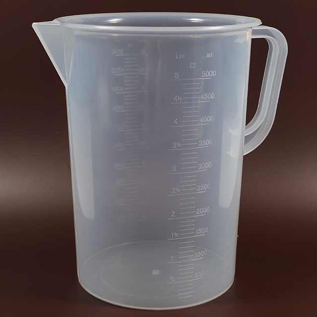 계량컵 플라스틱 비커 5000ml 손잡이 비이커 눈금컵 대용량 가정용 베이킹 오일통 오일받이 7,500원