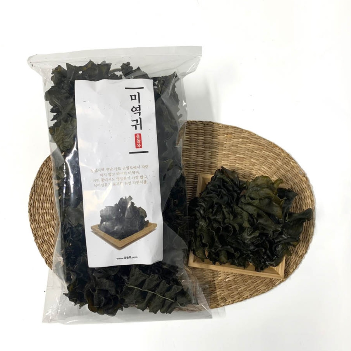 울돌목 완도산 햇 미역귀 300g 12,800원
