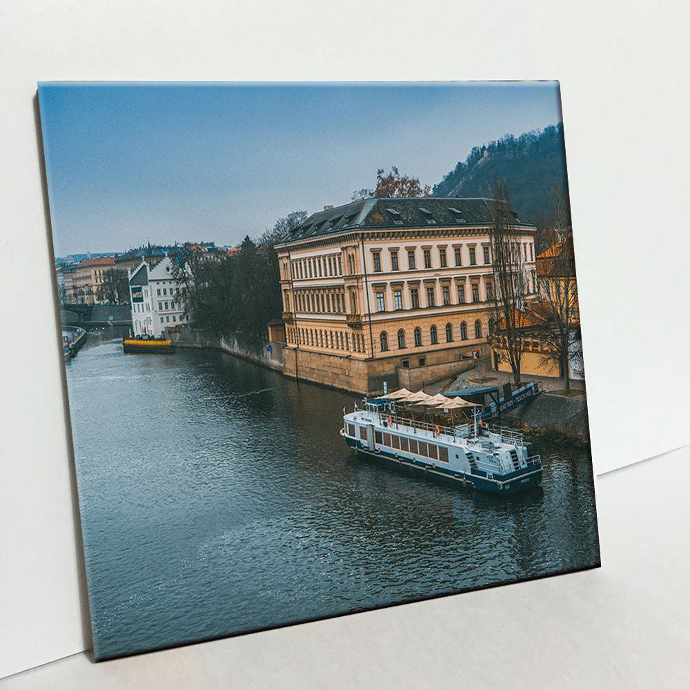 에이치티피 프라하의 강 소성타일 C1330 6,500원