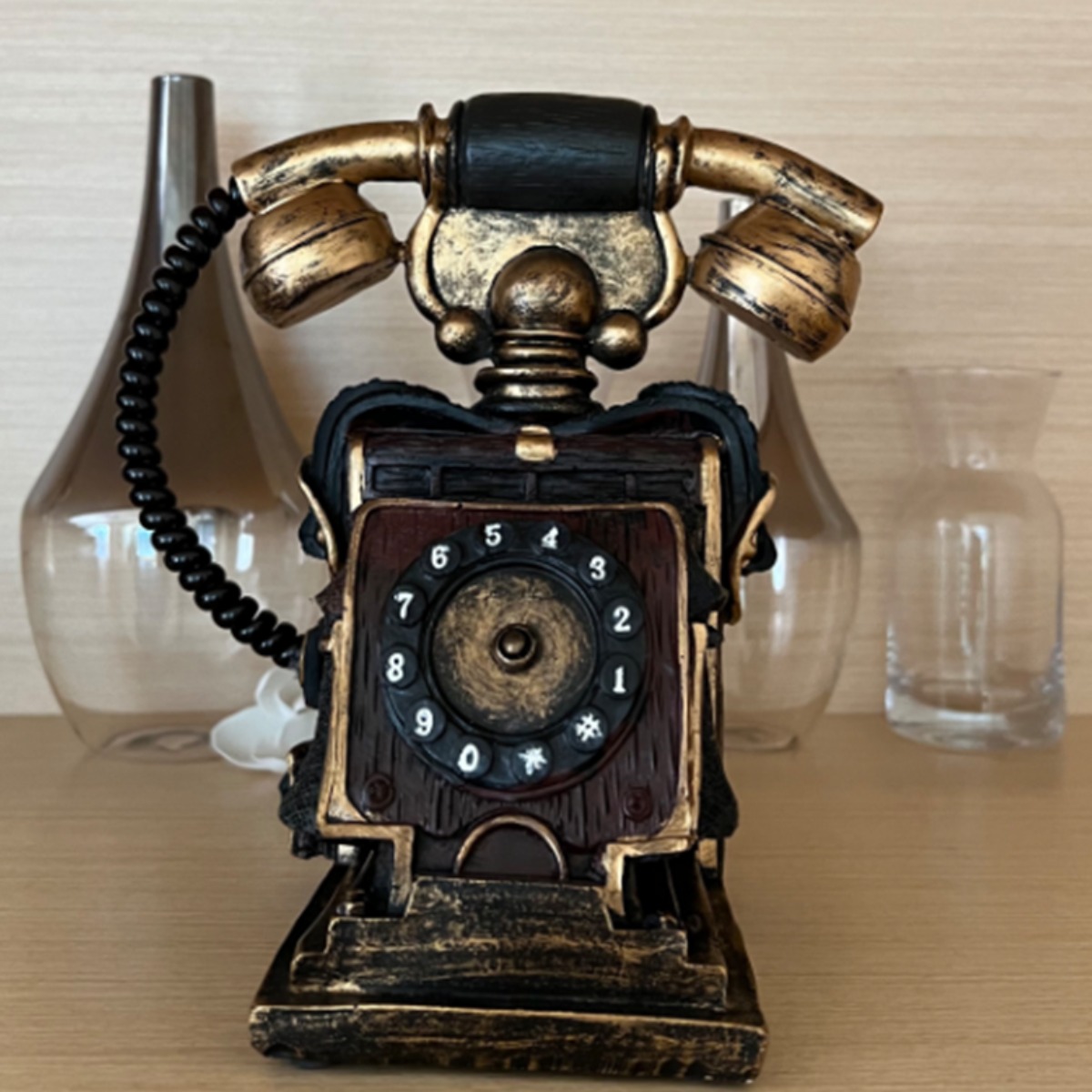 앤틱 빈티지 고전 전화기 모형 저금통 거실 카페 집들이 개업 선물 북유럽 스타일 인테리어 소품 19,000원