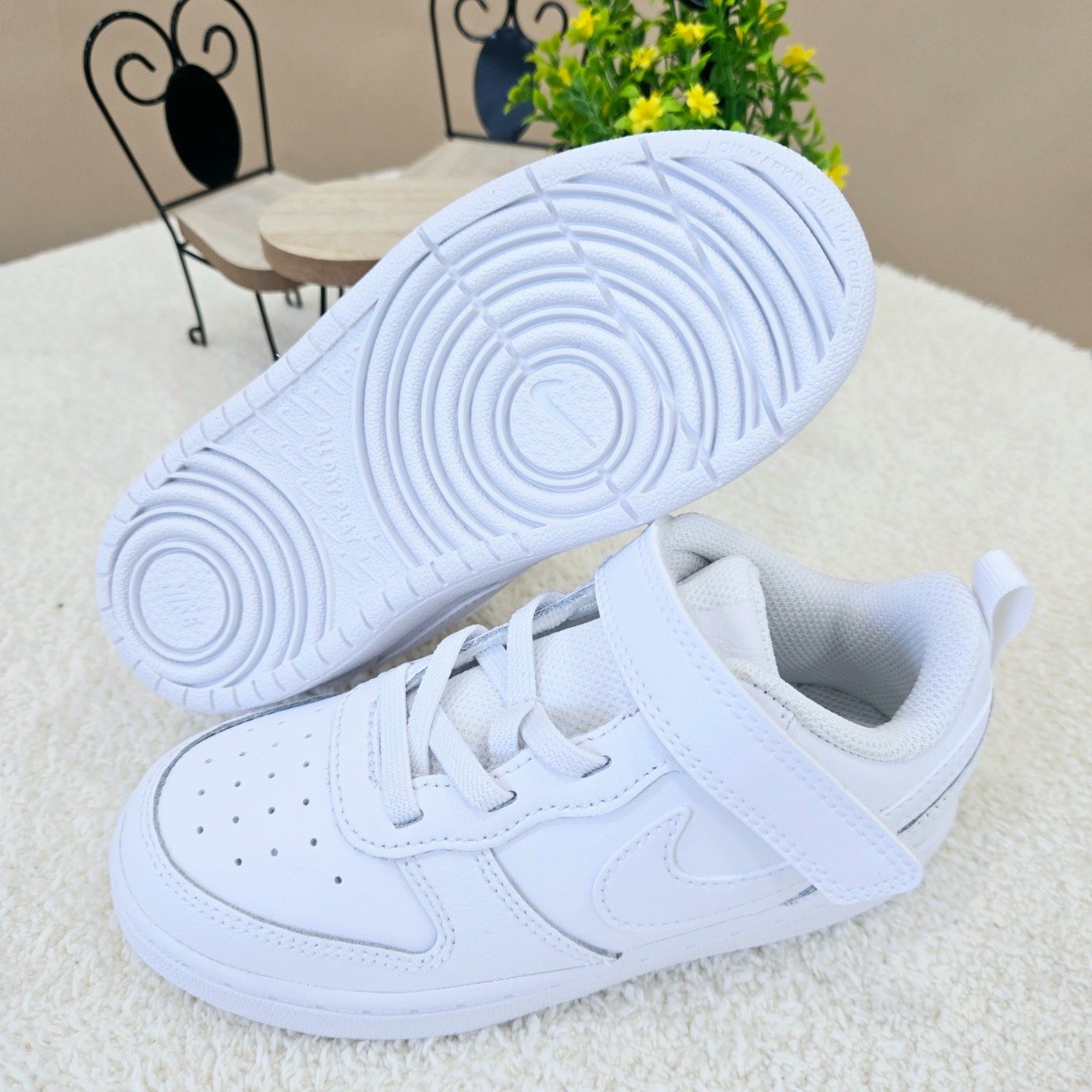 나이키 키즈 깔끔한 벨크로 스트랩 데일리 운동화 49,900원