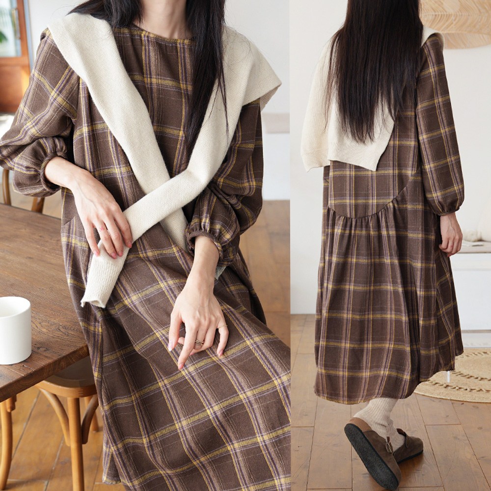 하늘바라기 여성용 모직 체크 퍼프 루즈 롱 원피스 38,800원