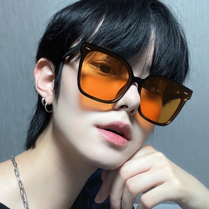 남자 여자 커플 사각 빅 오버사이즈 평면 오렌지 틴트 패션 데일리 휴가 여행 뿔테 선글라스 17,500원