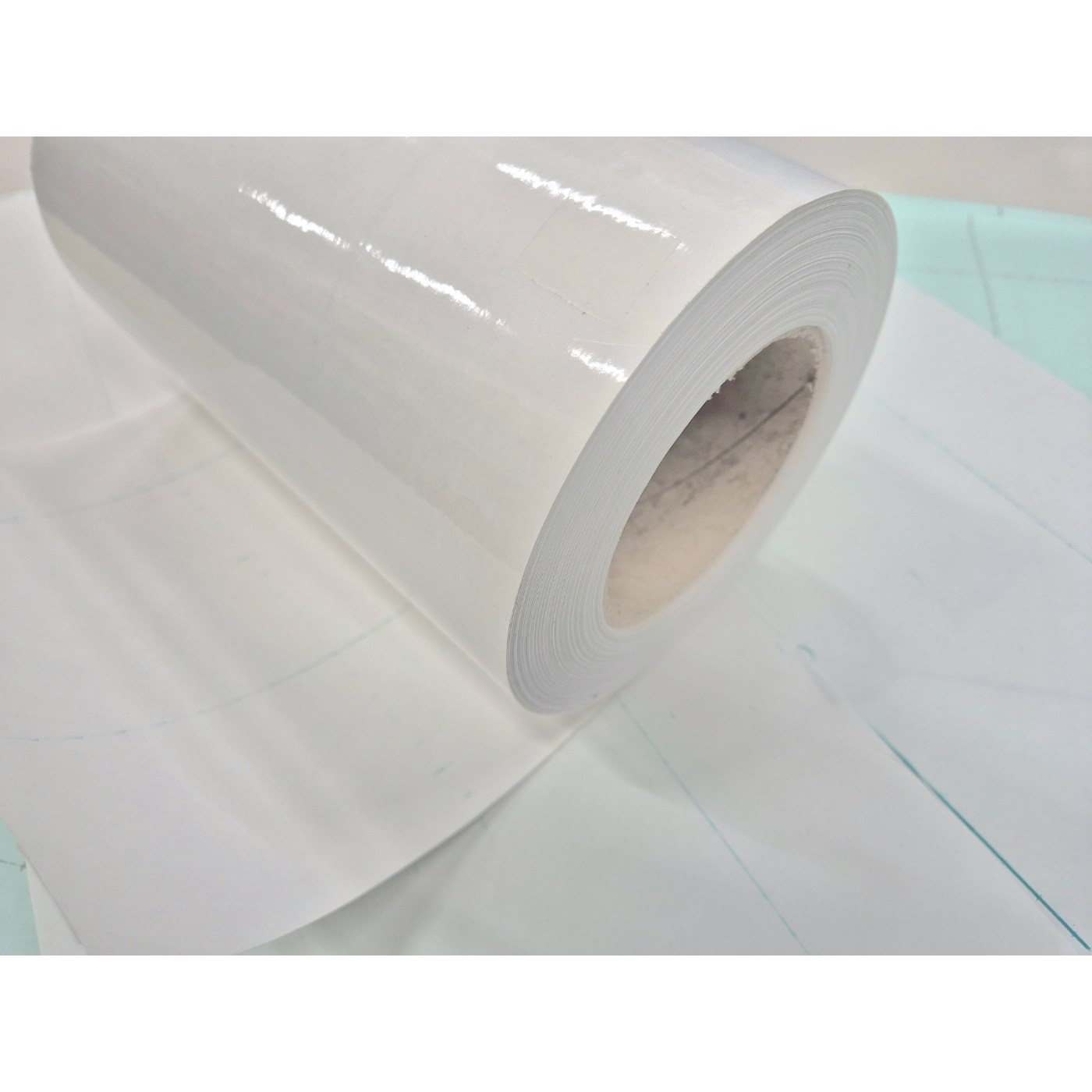 와이티디자인 투명접착시트지 투명시트지 대용량(45m) 폭16cm 21cm 50cm 100cm (4종) 접착아스테이지 손코팅필름 15,200원