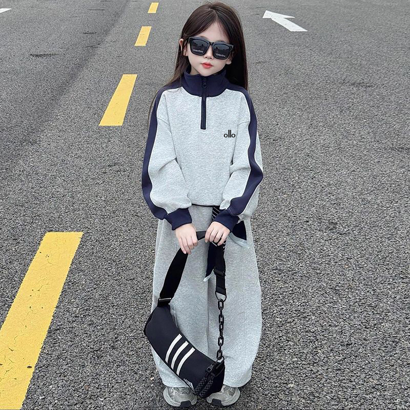 스타빈 아동용 미니레터링 반집업 트레이닝세트 28,800원