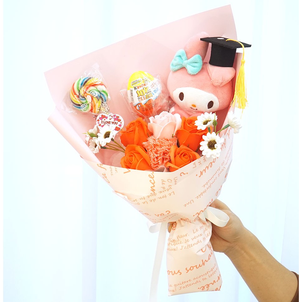 란플라워 산리오 인형 - 시나모롤 쿠로미/마이멜로디/킨더조이/사탕 꽃다발 30,900원