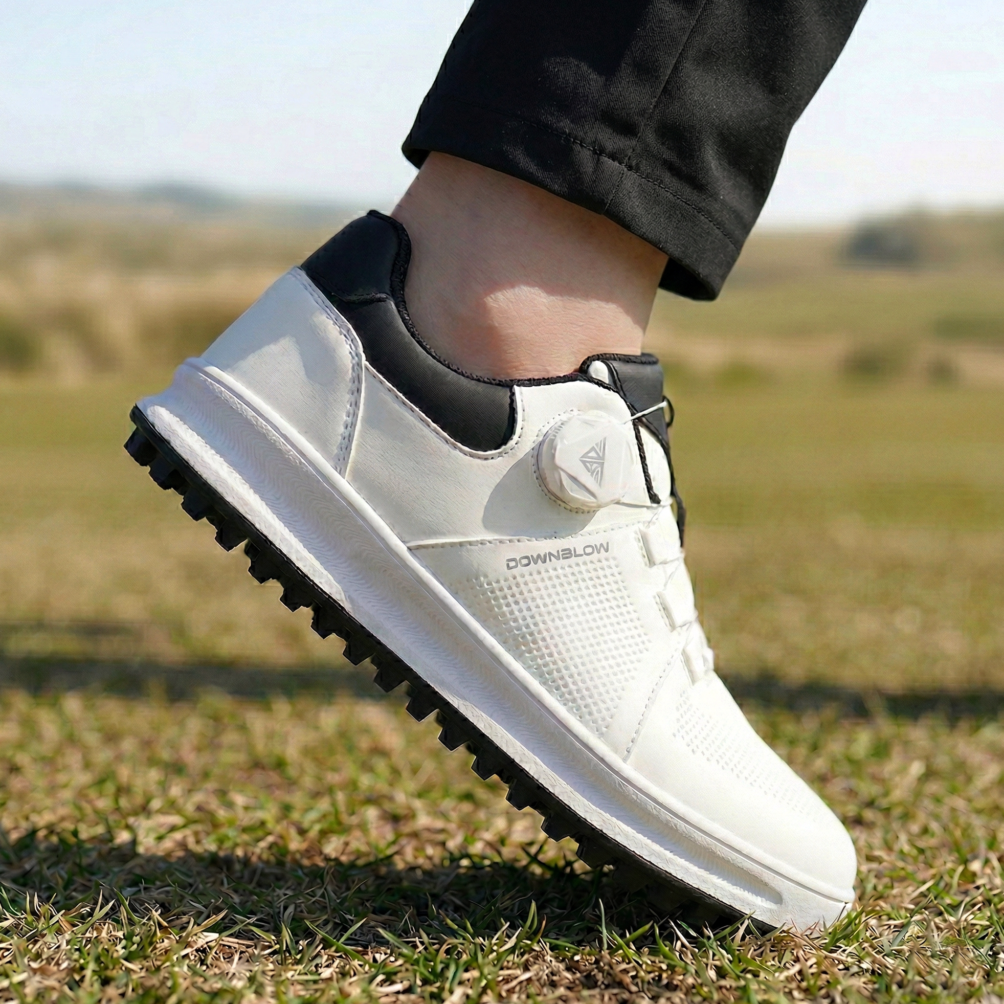 다운블로우 다이얼 스파이크리스 골프화 여성 남성 발편한 논슬립 쿠션 스포츠 골프 운동화 워킹화 실내 스크린 골프화 49,900원