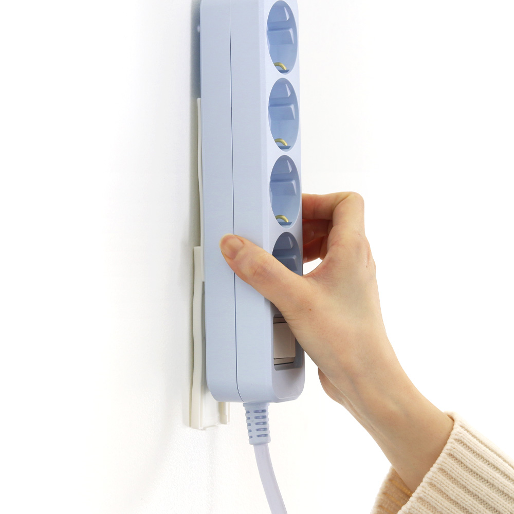 아이정 더편한 멀티탭 고정홀더 2개입, 단일상품, 단일색상 8,500원