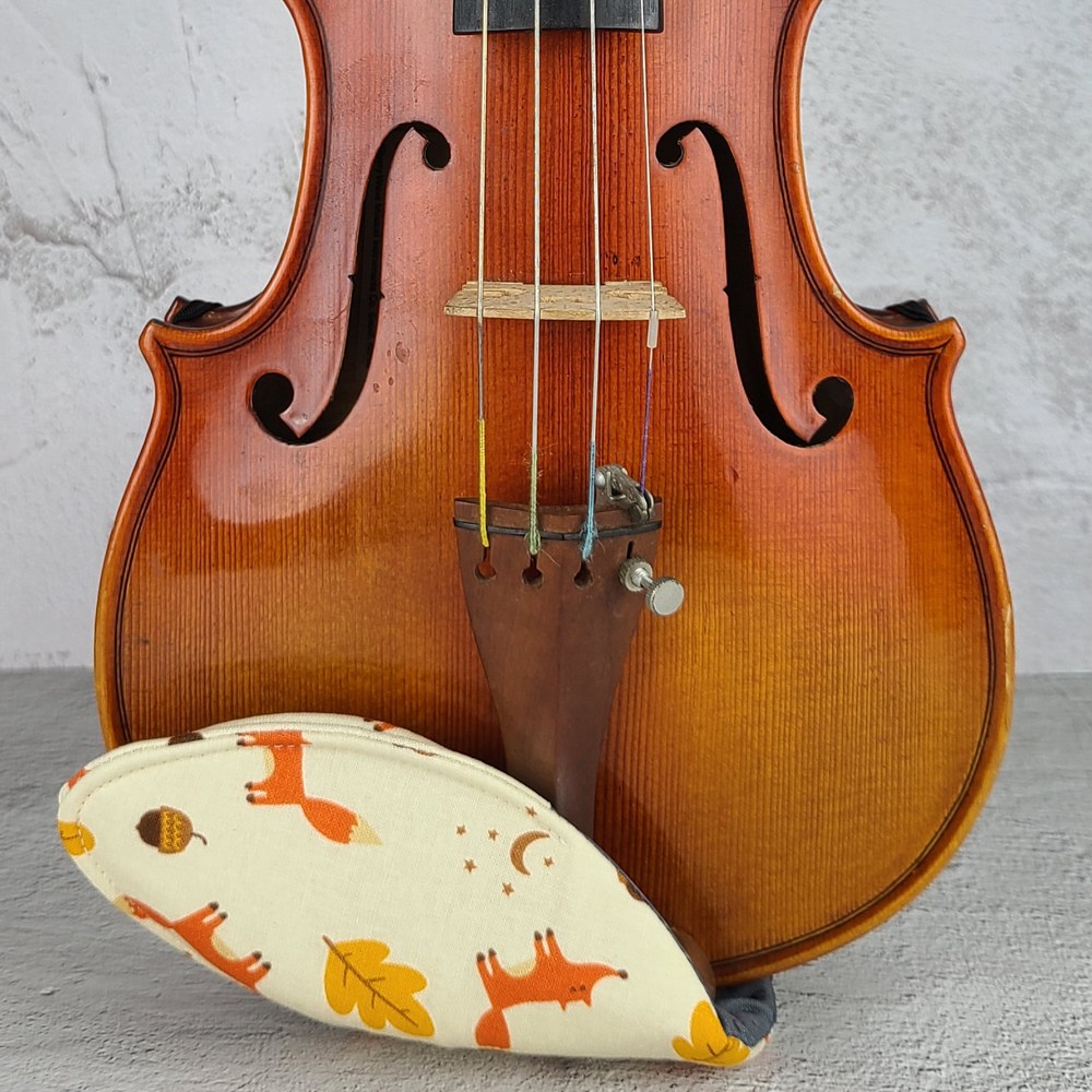 트리센트 어린이 바이올린 턱받침 커버 핸드메이드 패드 학원 레슨 연습용 초보 기초 배우기, 1개, 어린이 Bno22 12,900원