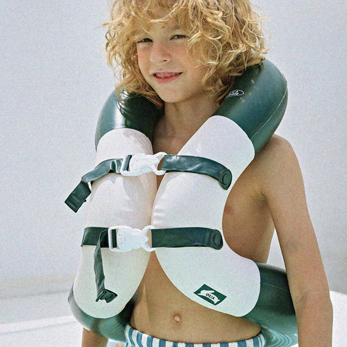 오우아스튜디오 넥튜브 착용형 조끼 아동 성인 18,430원