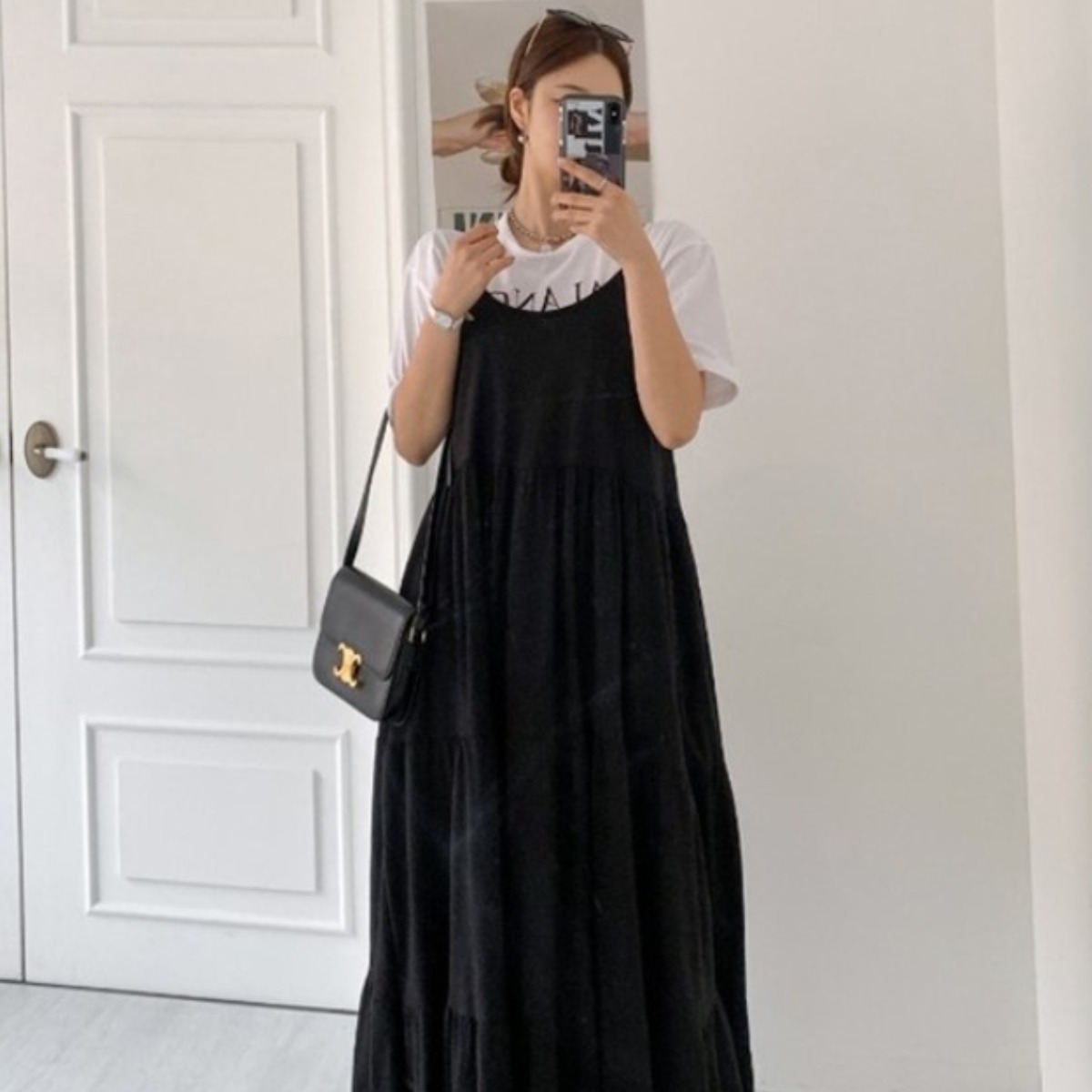 렛잇샤인 오버핏 팅스 민소매 뷔스티에 심플 빅사이즈 캉캉 롱 원피스 25,900원