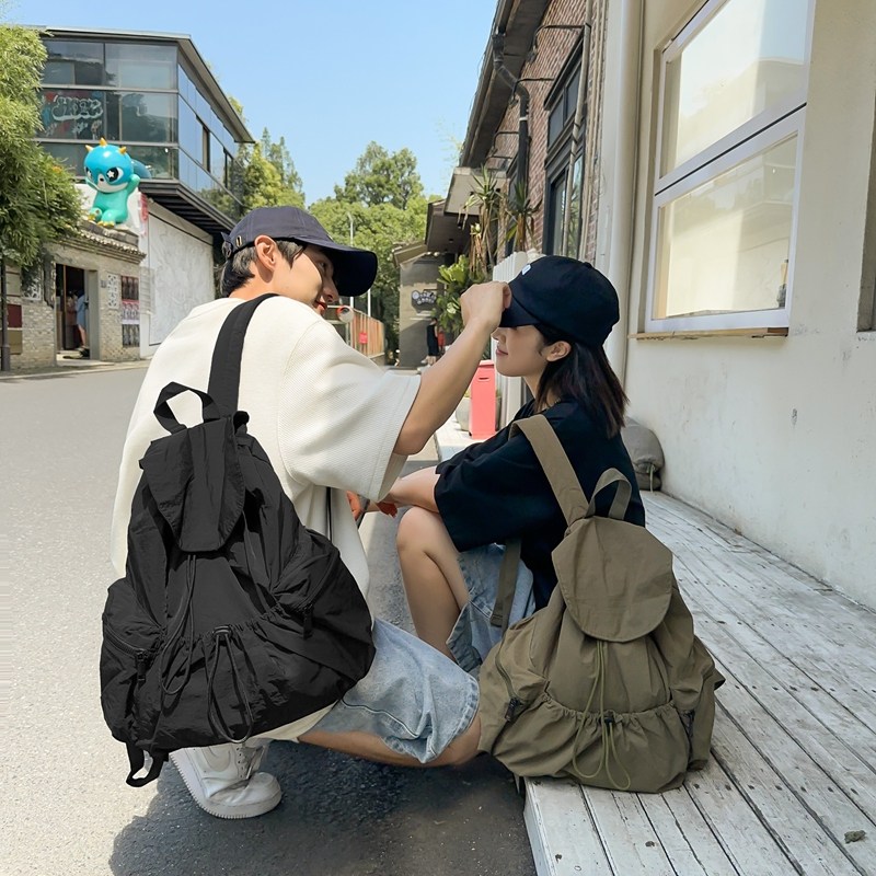 대용량 남녀공용 백팩 방수 초경량 가방 나일론 데일리 책가방 22,900원