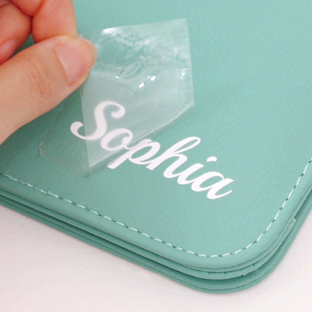 배경없이 이름만 붙이는 이름표스티커 반영구 완벽방수 네임스티커 이름스티커 8,900원