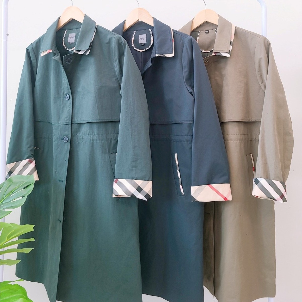 [꽃보다할머니] 중년여성 트렌치코트 봄가을 날씨 루즈핏 롱코트 115,000원