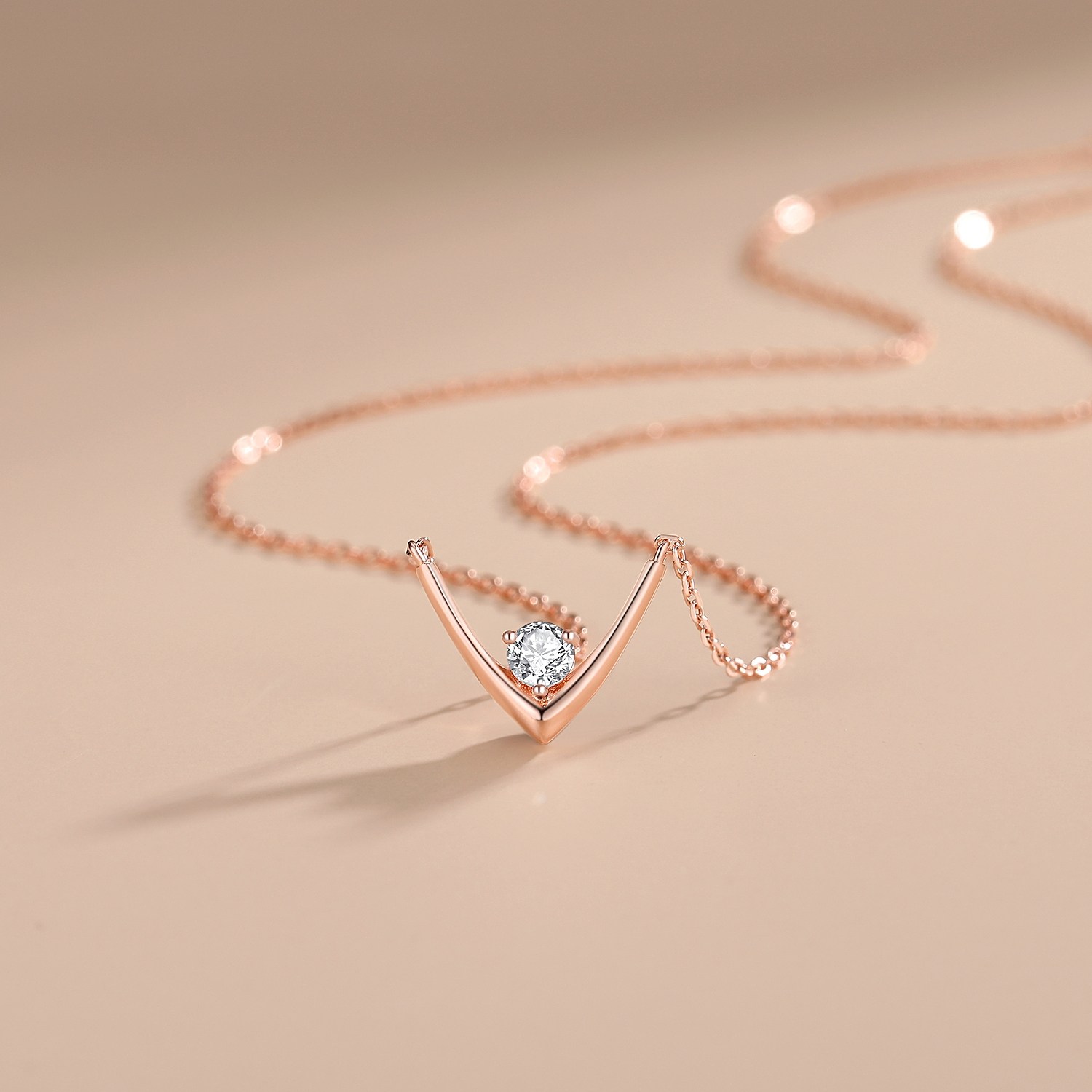 여자 14K/18K 목걸이 아치형 다이아몬드 모이사나이트 펜던트 골드 증서 포함 고급스러운 기념일 생일 선물 328,800원