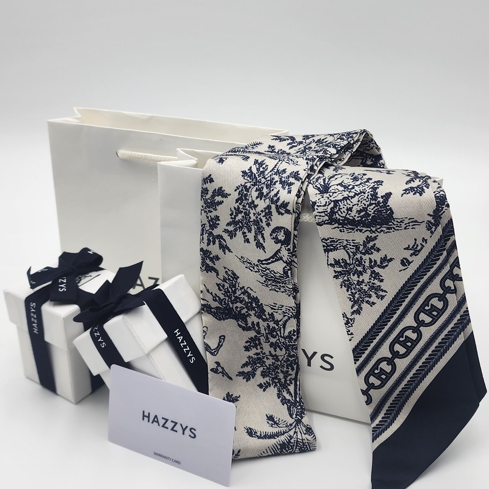 [국내매장정품]헤지스 Toile de Jouy 여성 네이비 실크 스카프/선물포장 68,500원