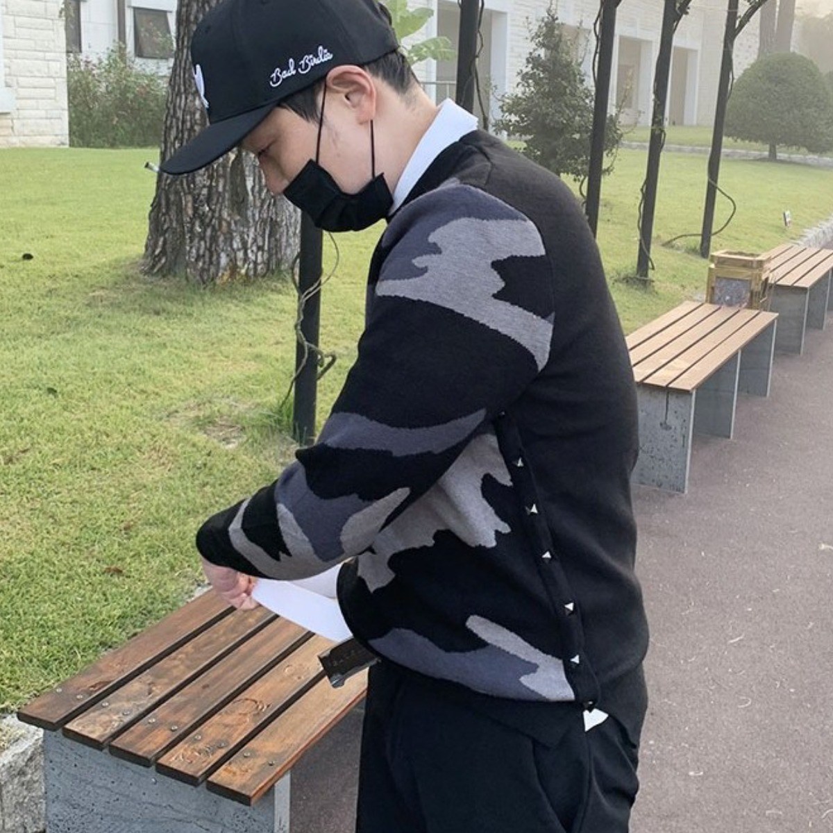 투솜 여성골프니트 남성골프니트 여성골프웨어 겨울골프웨어 가을골프의류 골프니트 스퀘어 찡 카모플라쥬 라운드니트 겨울 니트스웨터 남자 티셔츠 긴팔 골프의류 포근 폭닥 56,050원