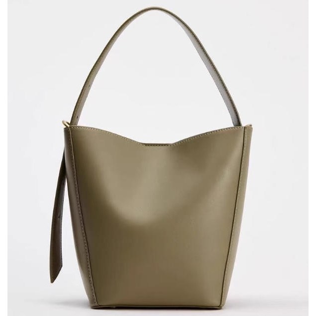ZARA 자라 숄더백 버킷백 바스켓백 레더 토트백 직장인 편한 가죽 대학생 26,900원