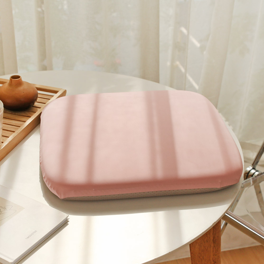 리드홈 땀안차는 실크 고밀 메모리폼 의자 방석 13,650원