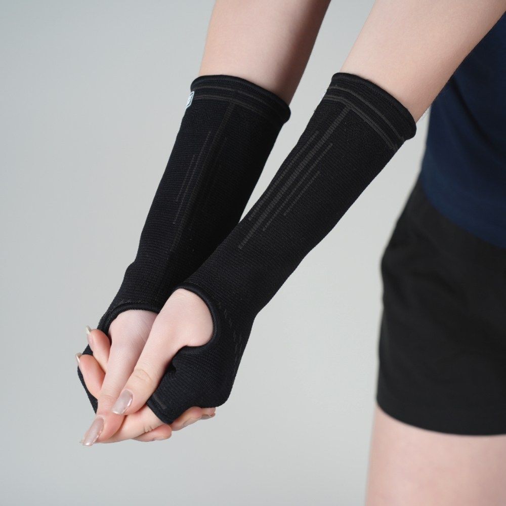 윈어블 암슬리브 2P 배구 농구 배드민턴 팔 보호대 손등커버 손목형 블랙 14,800원