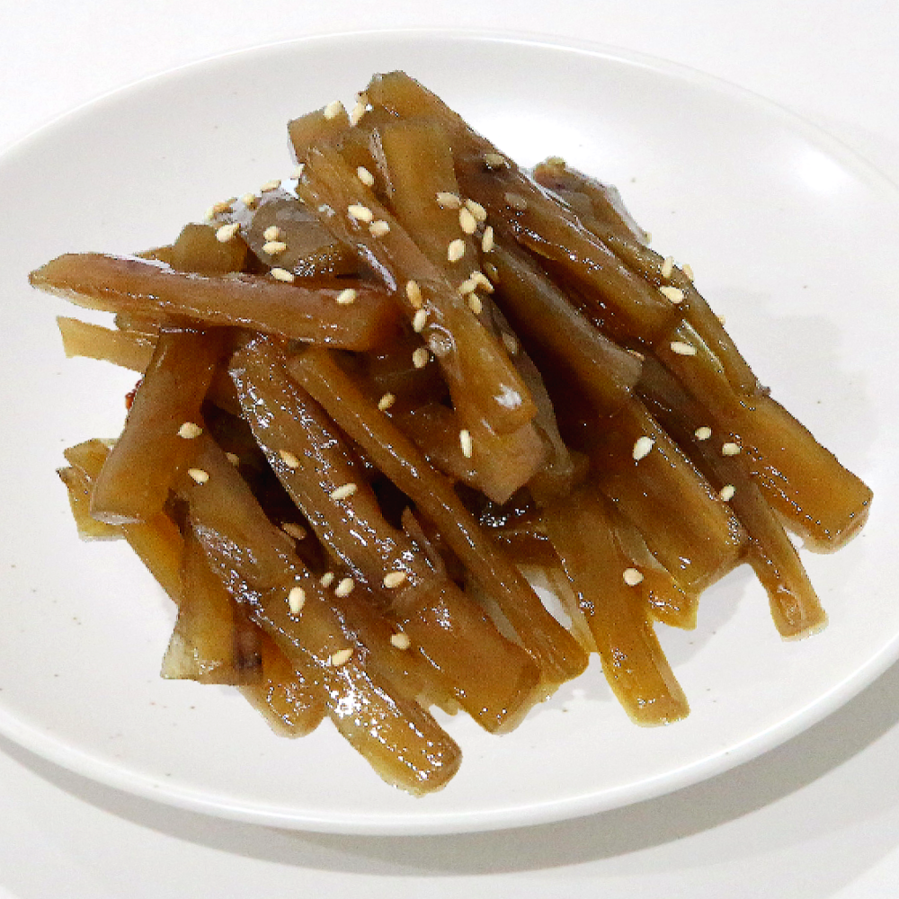 동백찬 우엉조림 우엉채조림 500g 1kg 2kg 4kg 8kg 16kg 대용량 업소용 도매 반찬 김밥 두남, 500g, 1개 12,620원