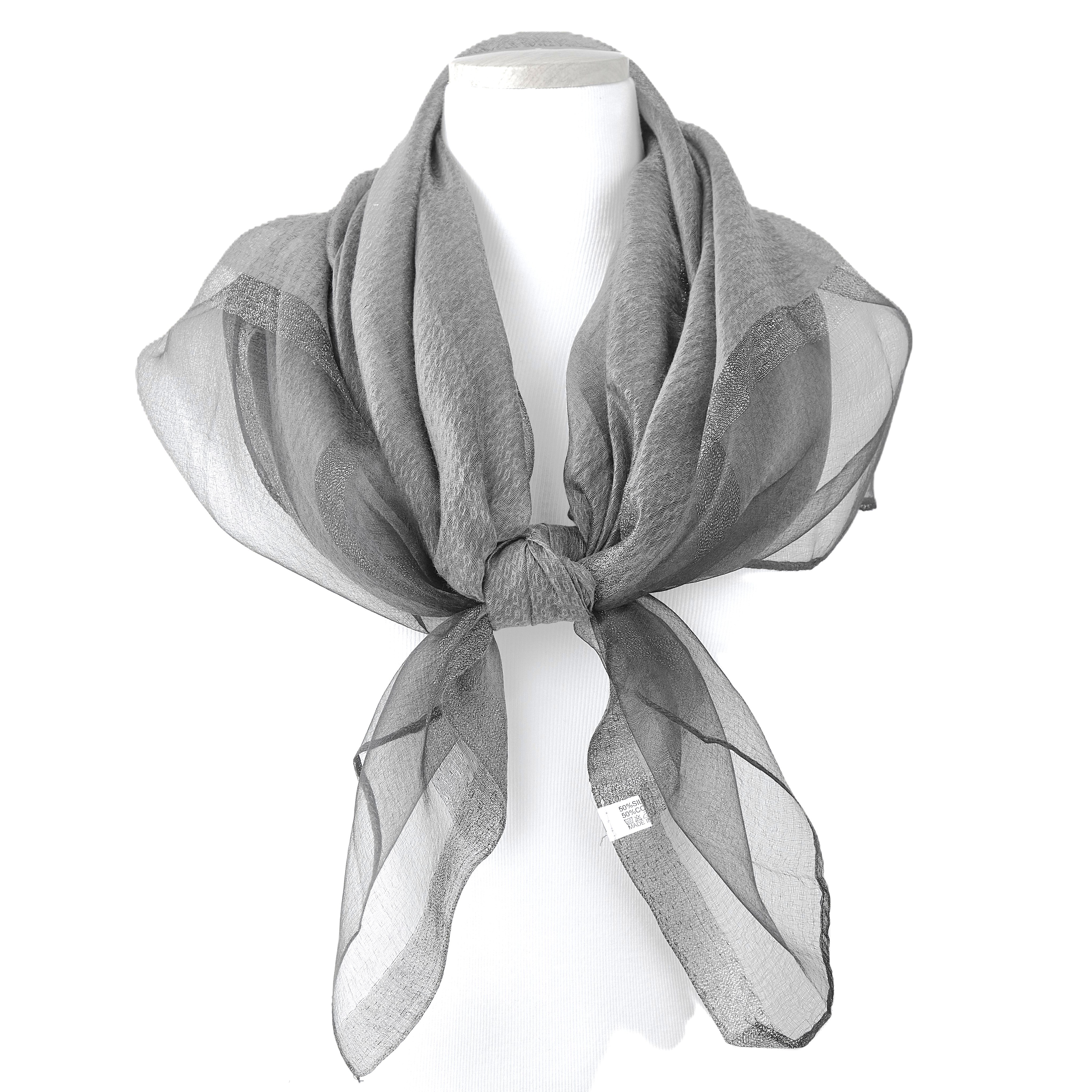 아우름 실크 샤이닝골드 스카프 16,900원