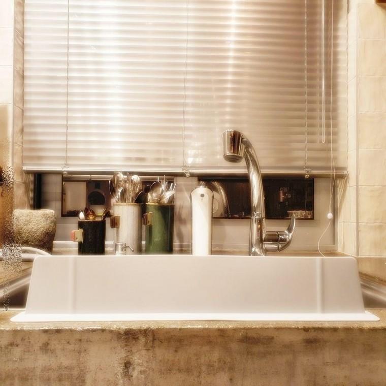 에이치 실리콘 씽크대물막이 씽크대 물튀김방지 받이 싱크대물 주방물튀김방지 가심비,가성비 34,940원