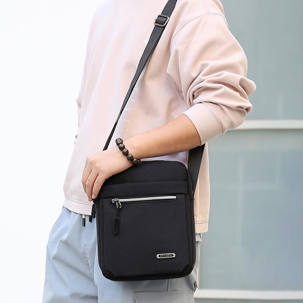 지디오 남성 크로스백 캔버스 숄더백 핸드폰 가방 미니 경량 스퀘어 멀티 지퍼 수납 여행 남자 가방 12,900원