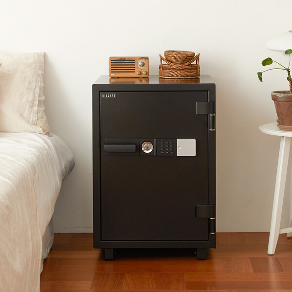 범일금고 ZE105 115kg new 디지털락 60분 내화인증금고 자동잠김 열쇠철서랍 선반 가정용 사무용금고 저전압알림 im 391,210원