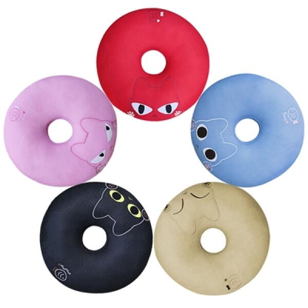 아트박스/애니나라 애니나라 헬로캣 에어매쉬 도넛방석(BIG) 16,800원