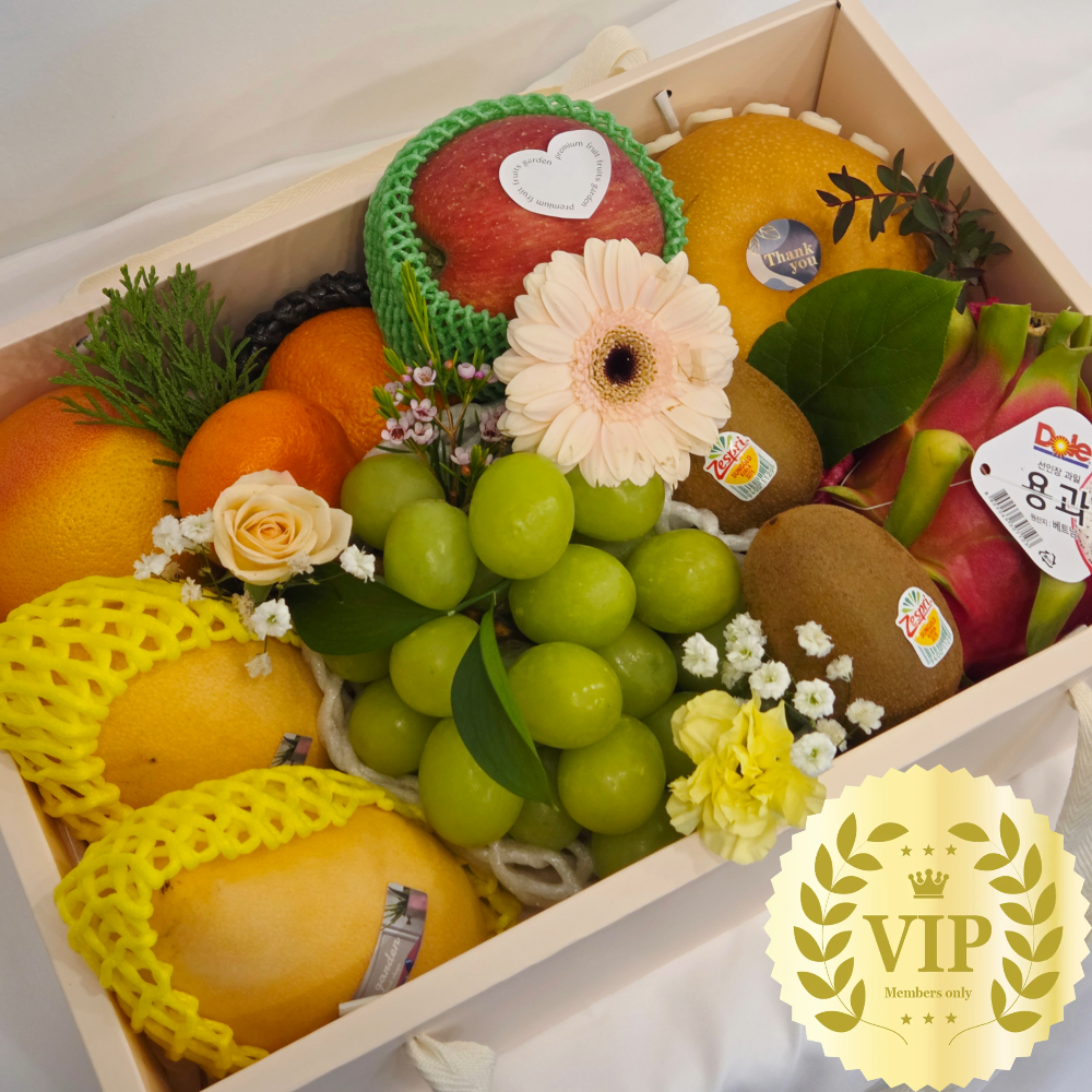 [담아네마켓] 프리미엄 혼합과일 선물B세트 명절 상견례 축하 병문안 승진 선물용 상견례 집들이 예단 이바지 백화점 납품용 고급 과일바구니 보자기 카드 135,000원