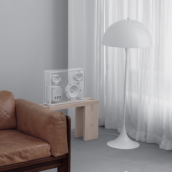 트랜스페어런트 라지 화이트 투명 블루투스 스피커 TRANSPARENT Large speaker white 1,379,000원