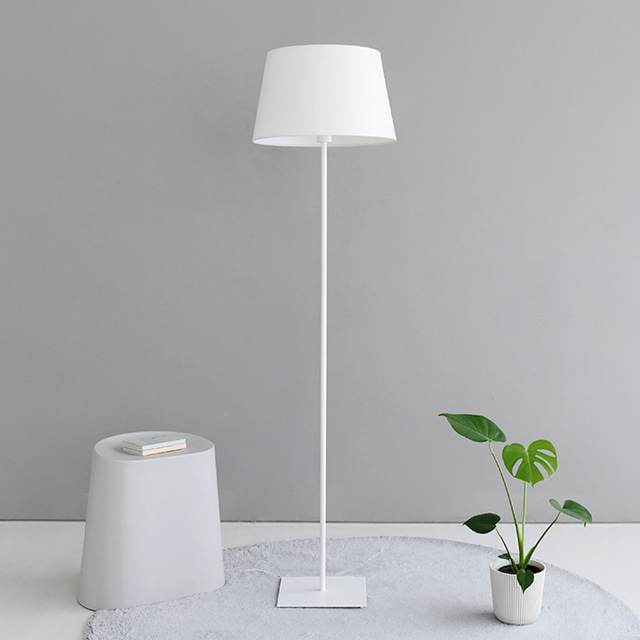 [E26색상랜덤전구선물]ROBUS 장스탠드 E26 KS2082F 5262.3388 52,900원