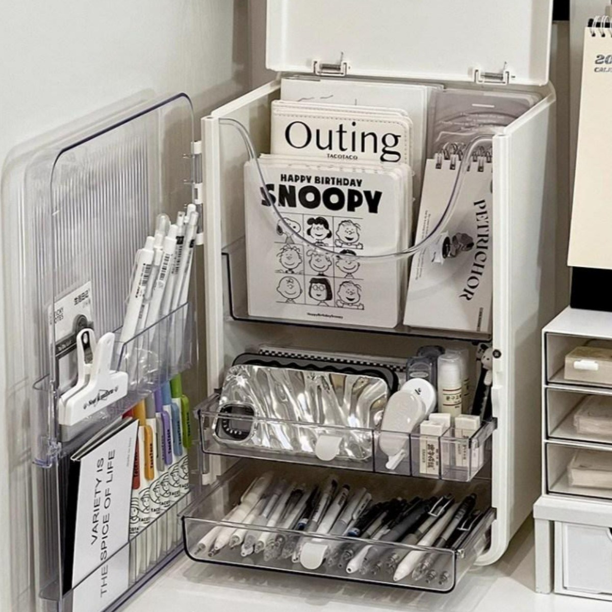 슬라이딩수납함 데스크테리어 대용량 화장품 수납함 아크릴 문구 볼펜 향수 쉐도우 선반 영양제 정리대 스킨케어 계폐식 데스크 인테리어 먼지 방지 55,300원