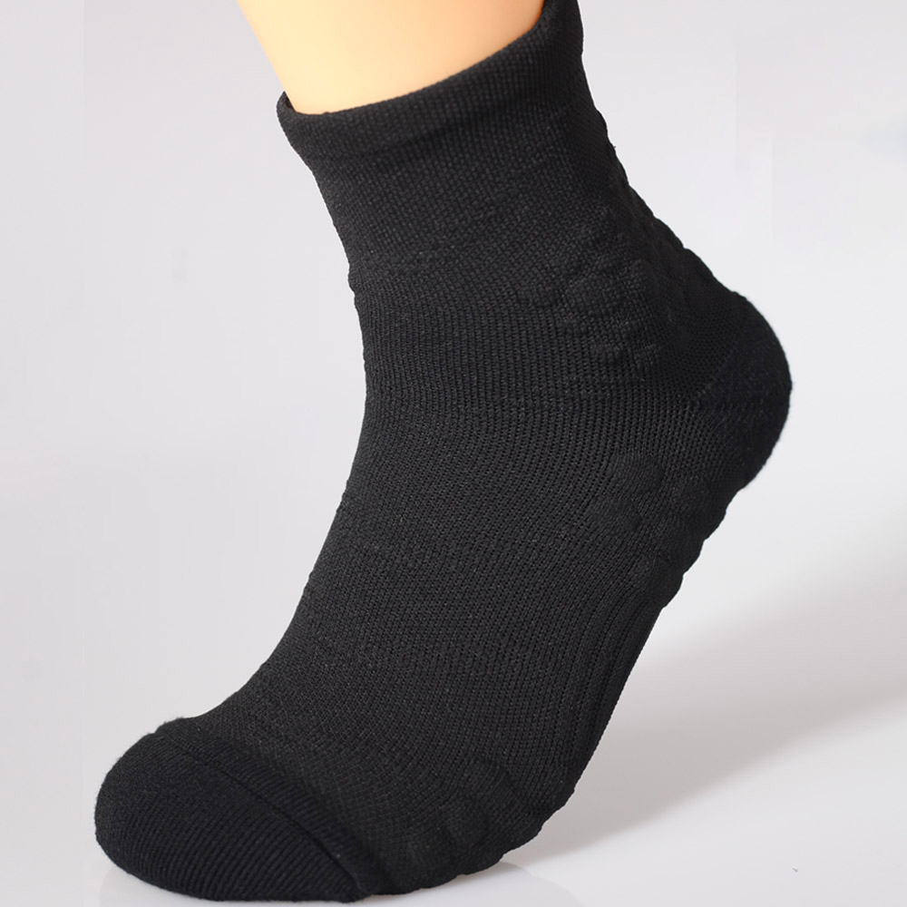 폴링 남성용 이중 엠보 쿠션 스포츠 러닝 중목 양말 4켤레 세트, 블랙, 1세트 10,900원