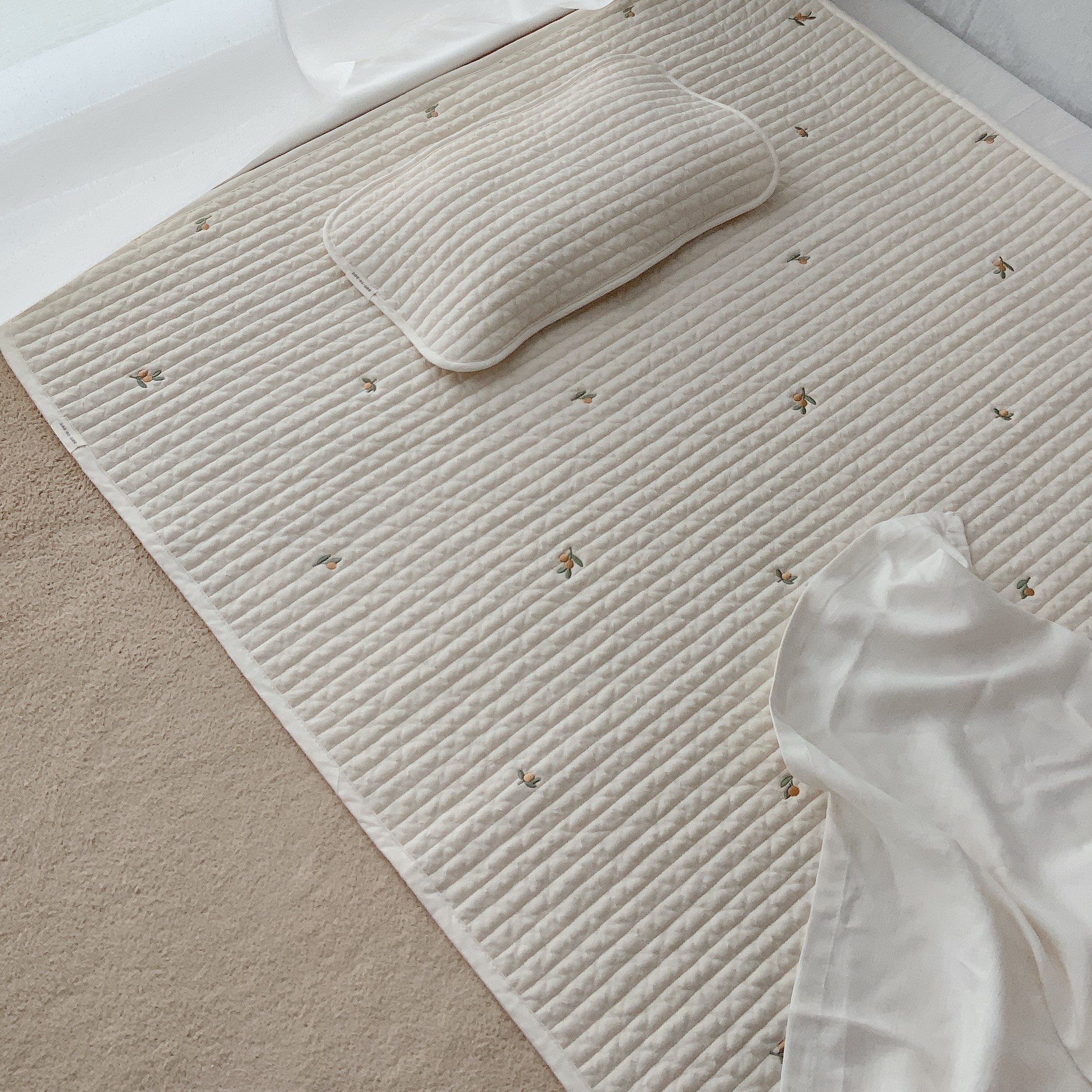 마롤로뜨 유아용 자수 누빔패드, 싱싱올리브, 1개 29,900원