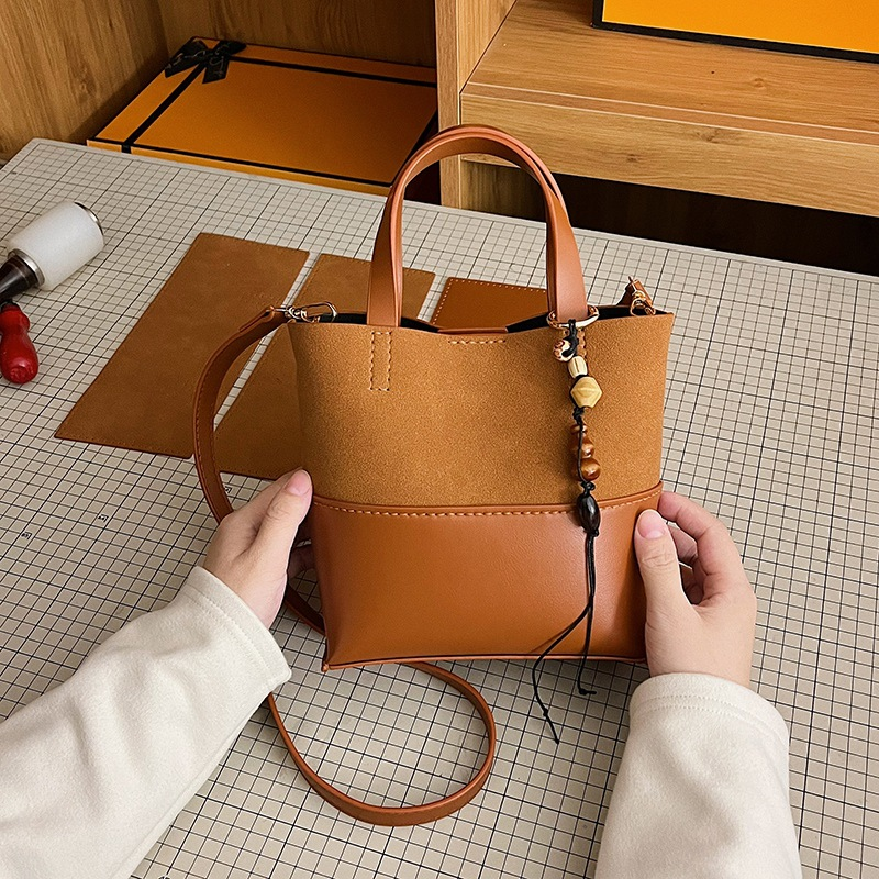 탑씨유 가죽공예 DIY 키트 가죽가방 만들기 패키지 벨벳 투톤 버킷백 19,580원