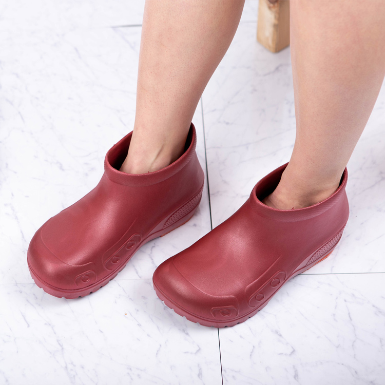 가벼운 초경량 미끄럼방지 EVA 마린 안전 장화 주방화 조리화 주방 신발 발목장화 7,900원