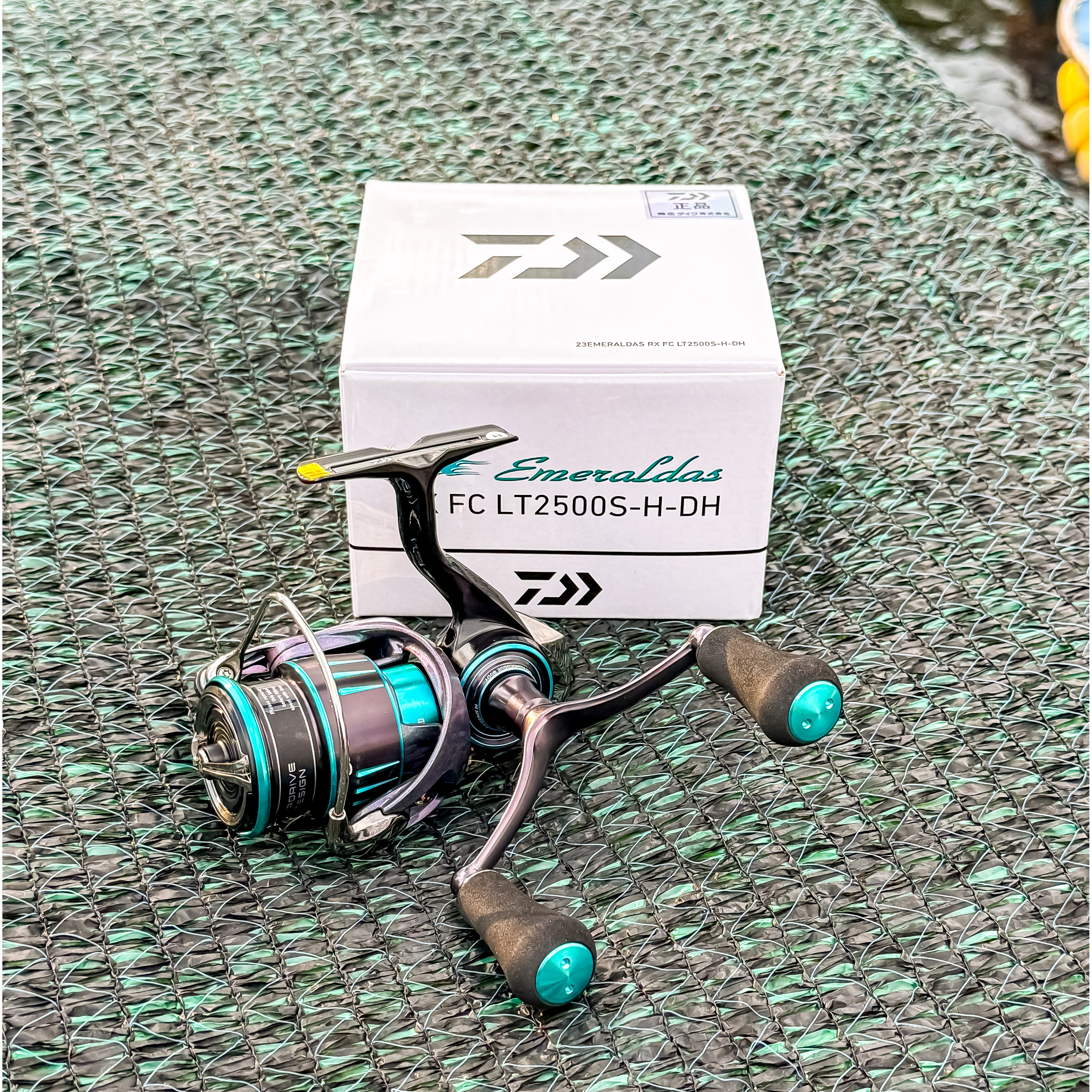 다이와 23 에메랄다스 RX 스피닝릴 336,300원