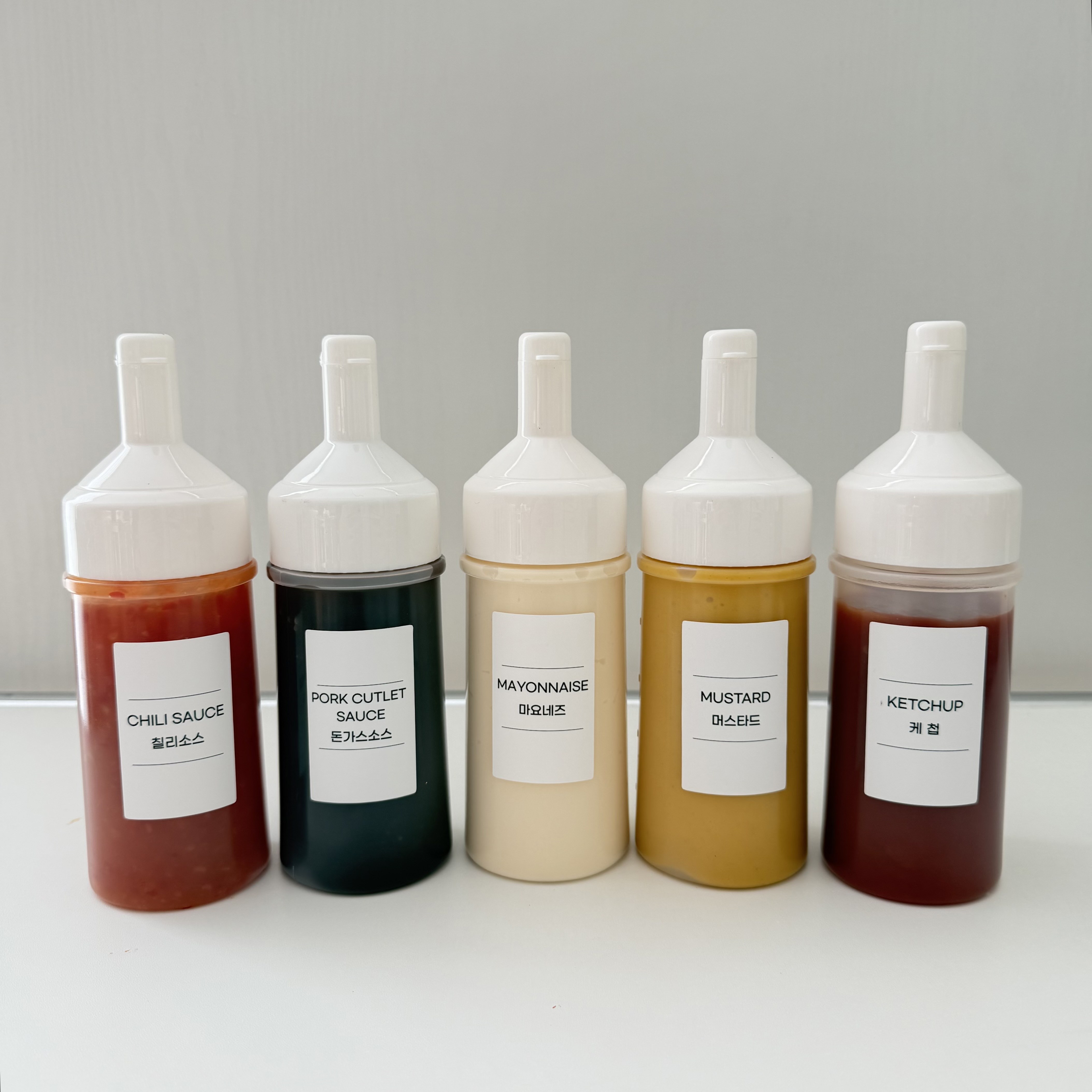 플레이트라벨 BPA FREE 뚜껑 일체형 소스통 + 라벨16종, 5개, 300ml 16,500원