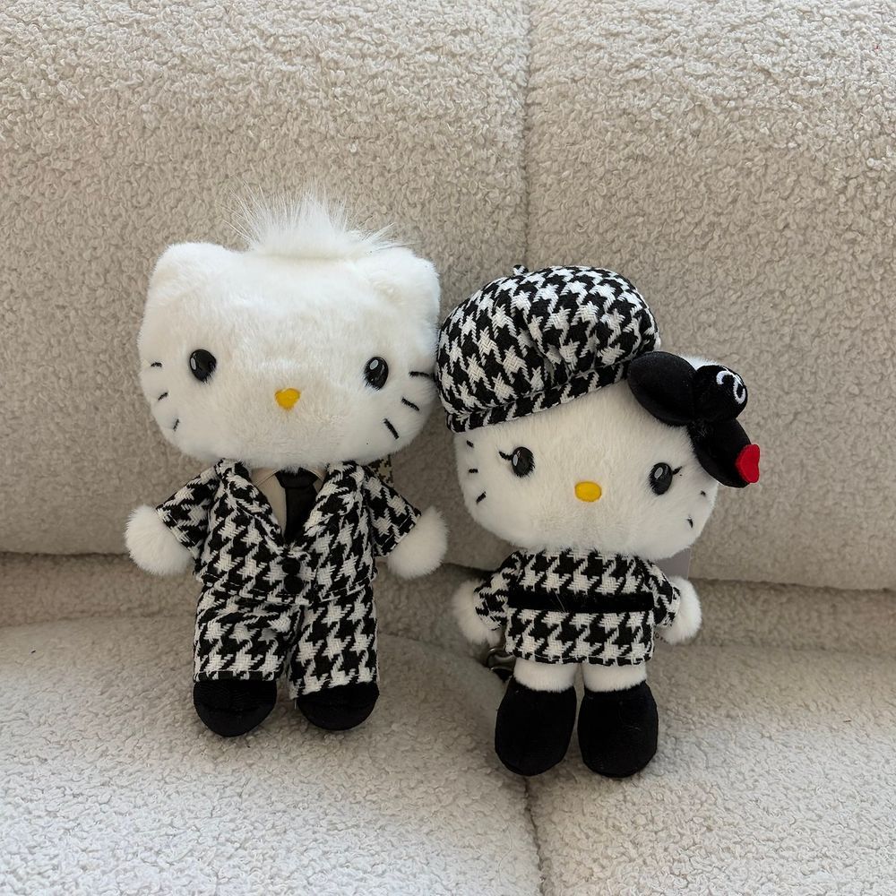 키티 다니엘 커플 인형키링 가방참 열쇠고리 가방꾸미기 백참 18,000원