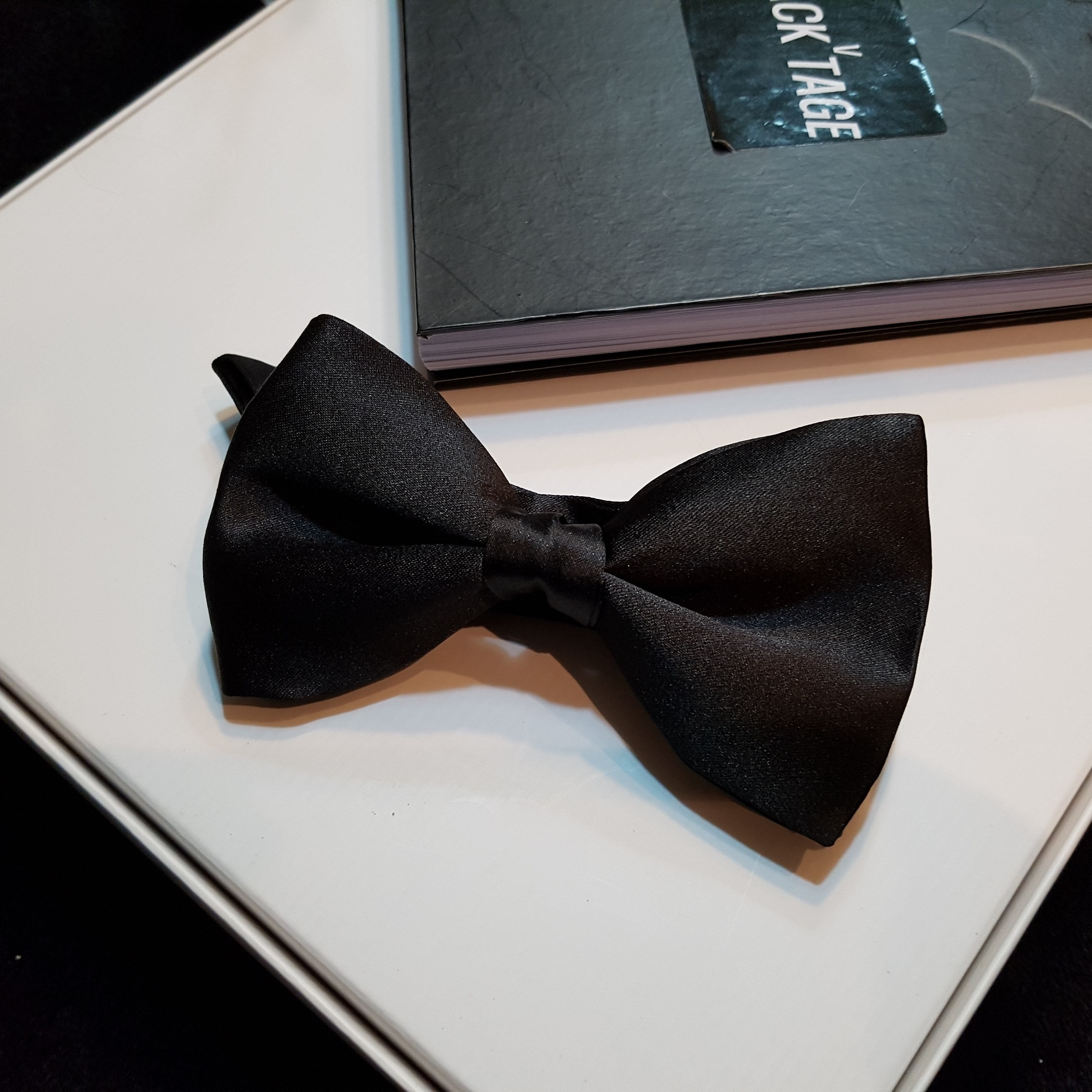 블랙티지 4계절 프리미엄 럭셔리 품격 턱시도 나비넥타이 10종 웨딩 보타이 21,900원