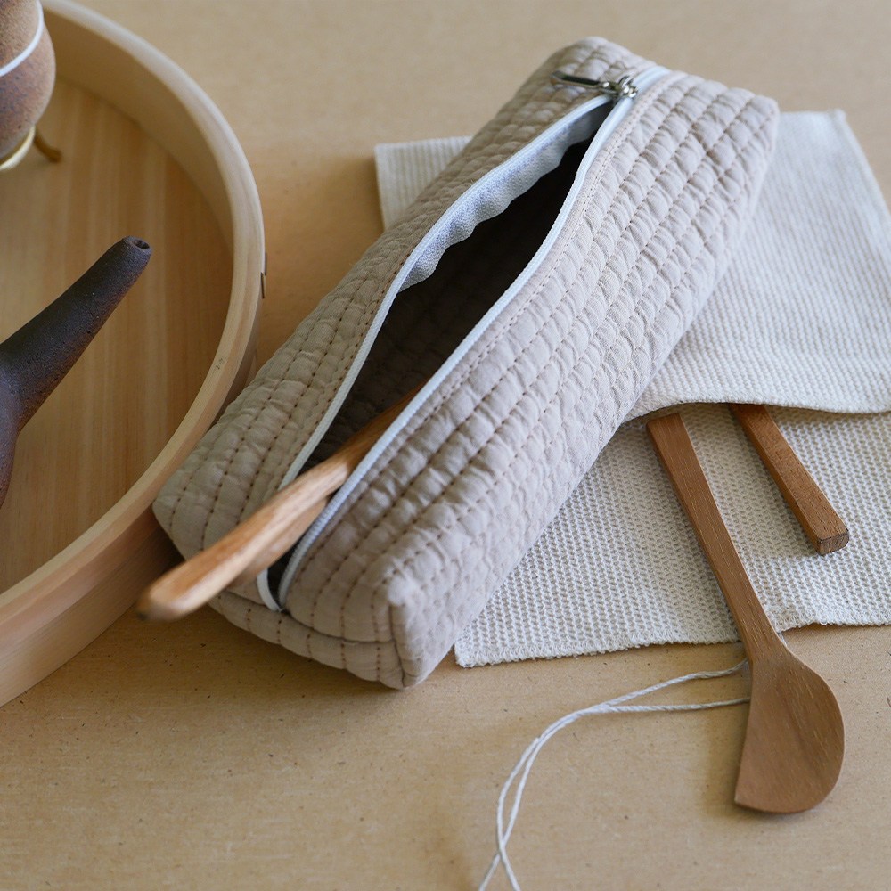 터리빙 국내생산 다용도 퀄팅 휴대용 여행용 누빔 화장품 필통 파우치, 1개, 베이지 8,450원