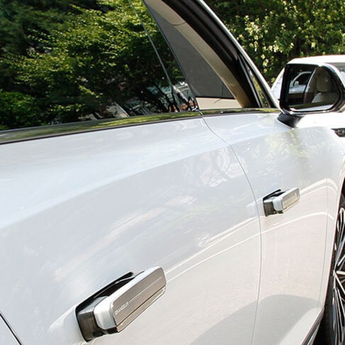 두두카 그랜저 GN7 튜닝 외부 도어캐치 카본 메탈 실버 몰딩 호환 32,000원